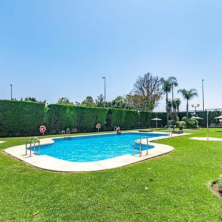 Apartment Lcr1- Lovely Ground Floor Apartment, Puerto Banus