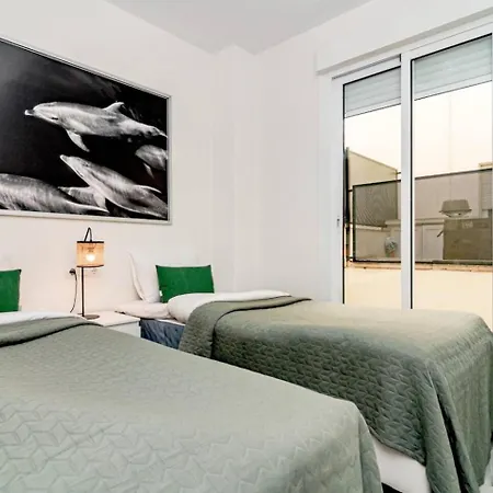 Lcr1- Lovely Ground Floor Apartment, Puerto Banus