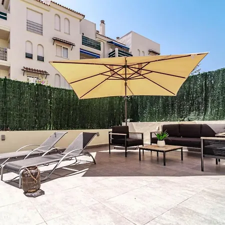 Lcr1- Lovely Ground Floor Apartment, Puerto Banus *