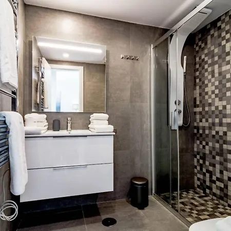 Lcr1- Lovely Ground Floor Apartment, Puerto Banus 아파트
