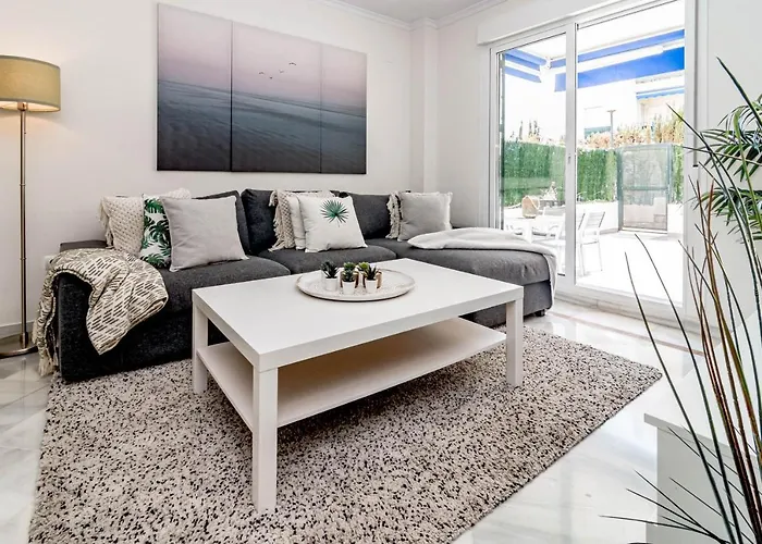 Апартаменты Lcr1- Lovely Ground Floor Puerto Banus