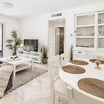 Lcr1- Lovely Ground Floor Puerto Banus * マルベーリャ